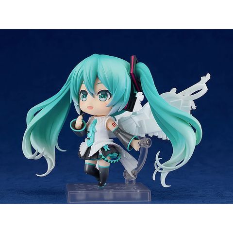 my-11134207-820lc-mqsg14zn6ivi7a