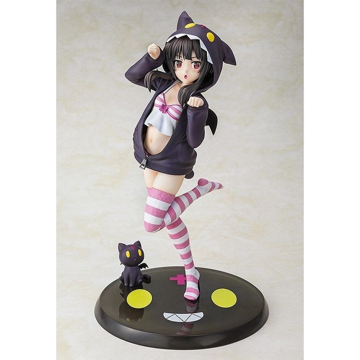 Megumin Hoodie Look Chomusuke ver.