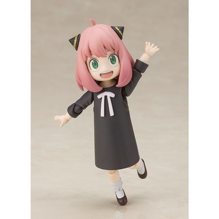 TAMASHII NATIONS S.H.Figuarts ANYA FORGER