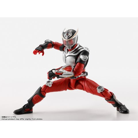 BANDAI TAMASHII NATIONS Kamen Rider S.H.Figuarts (SHINKOCCHOU SEIHOU) MASKED RIDER RYUKI