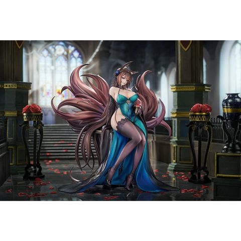 GOOD SMILE ARTS SHANGHAI Amagi: Throne of Fallen Petals Ver. (Azur Lane)