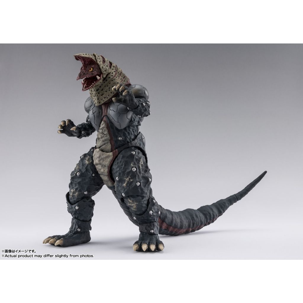 BANDAI TAMASHII S.H.Figuarts GOLZA 30th Anniversary Edition (Ultraman)