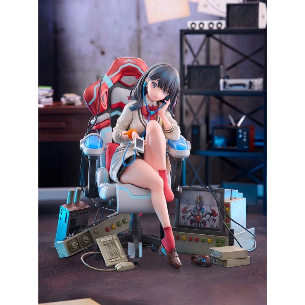 FURYU Rikka Takarada Gaming Chair ver. (SSSS.GRIDMAN)