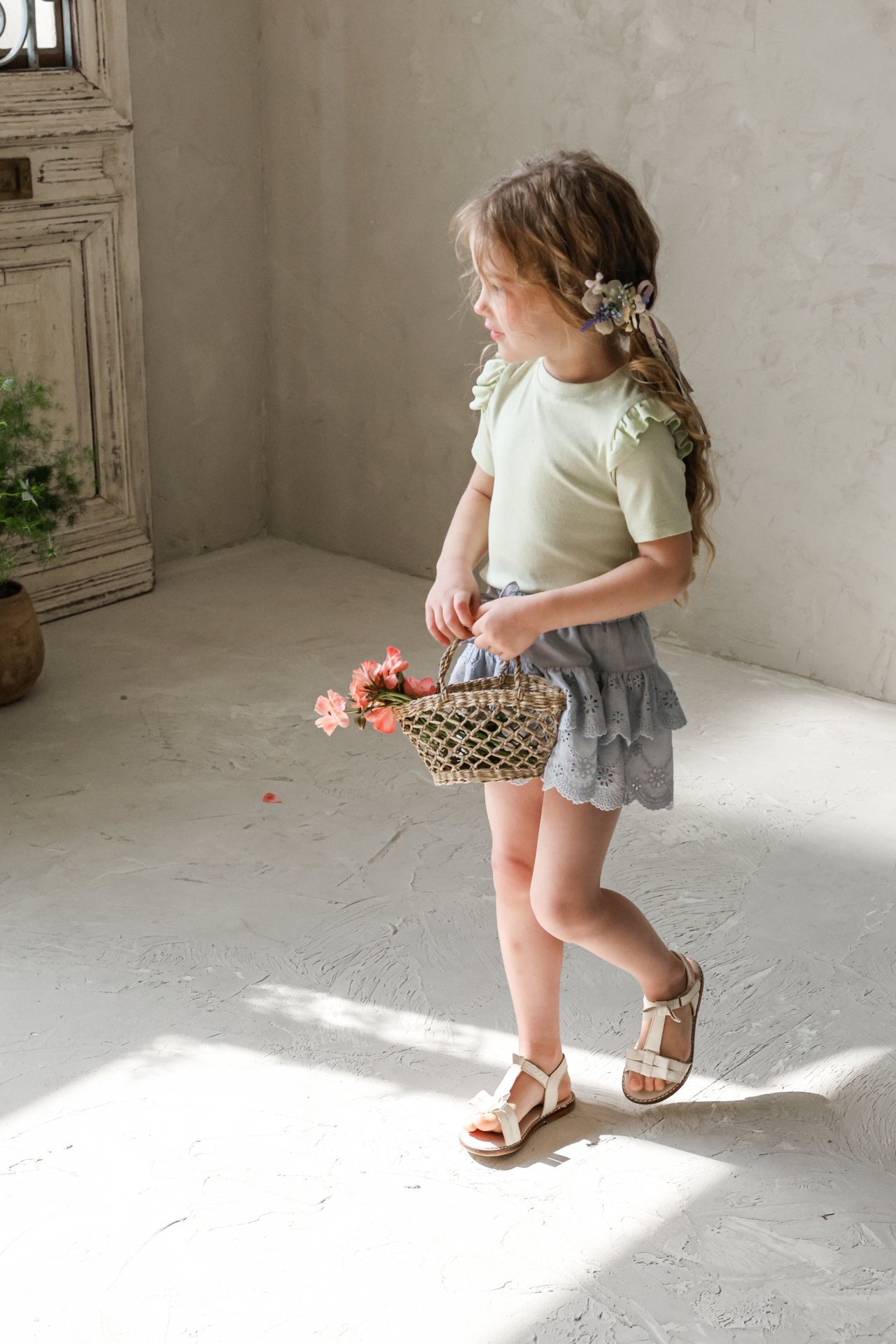 _HDEVb7.4FVCbEjgmN9_2