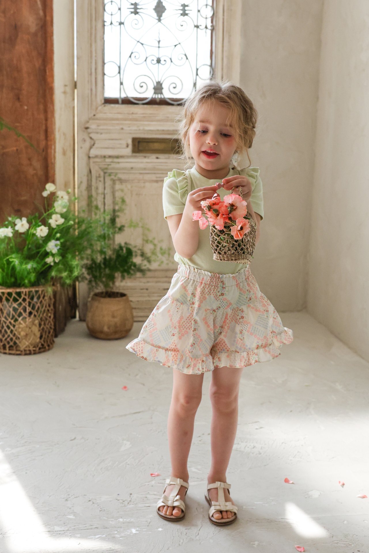 _HDEVb7.4FVCbEjgmN9_7