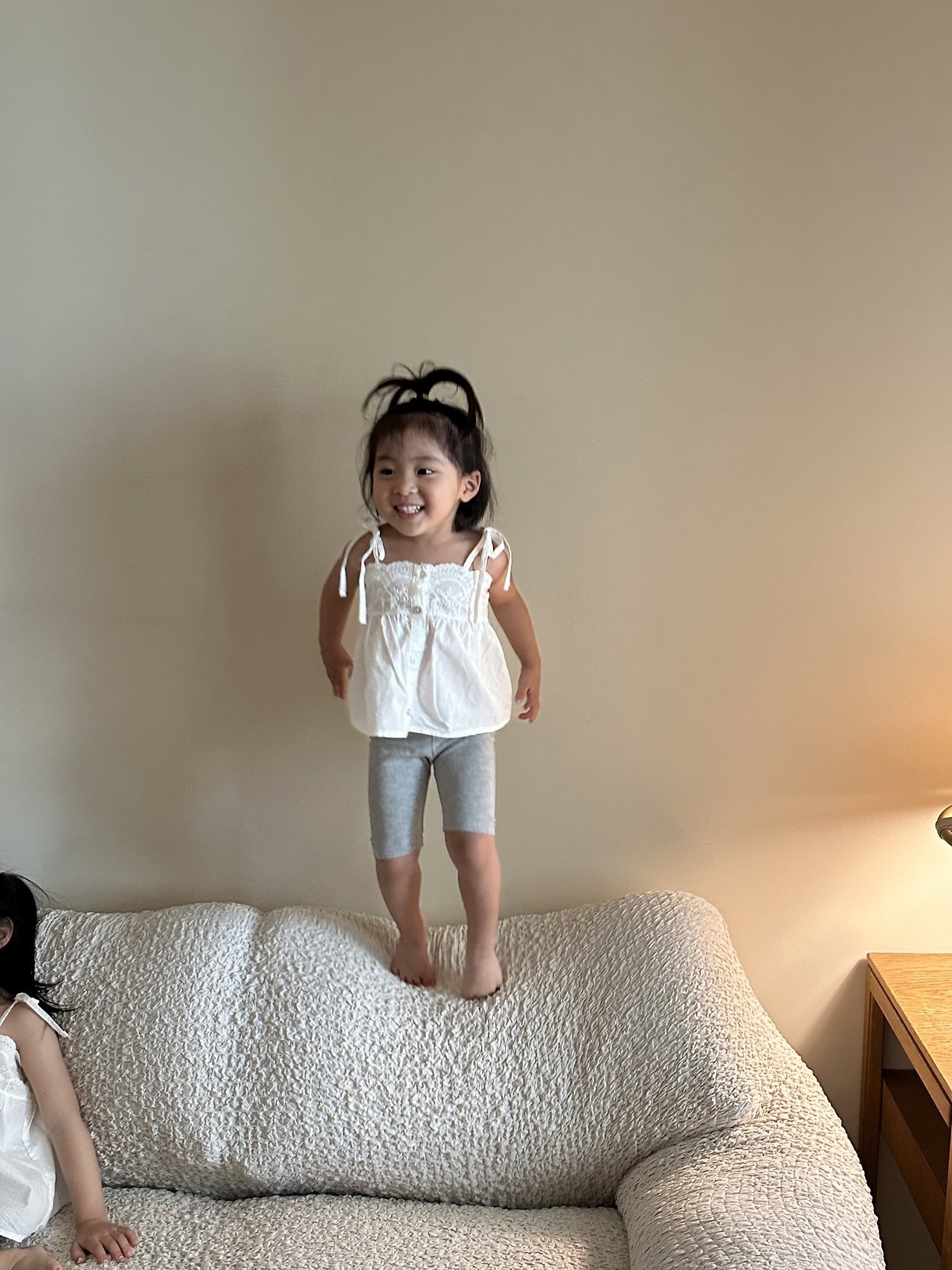 _JCibq5.2LUIydKDtN9_6