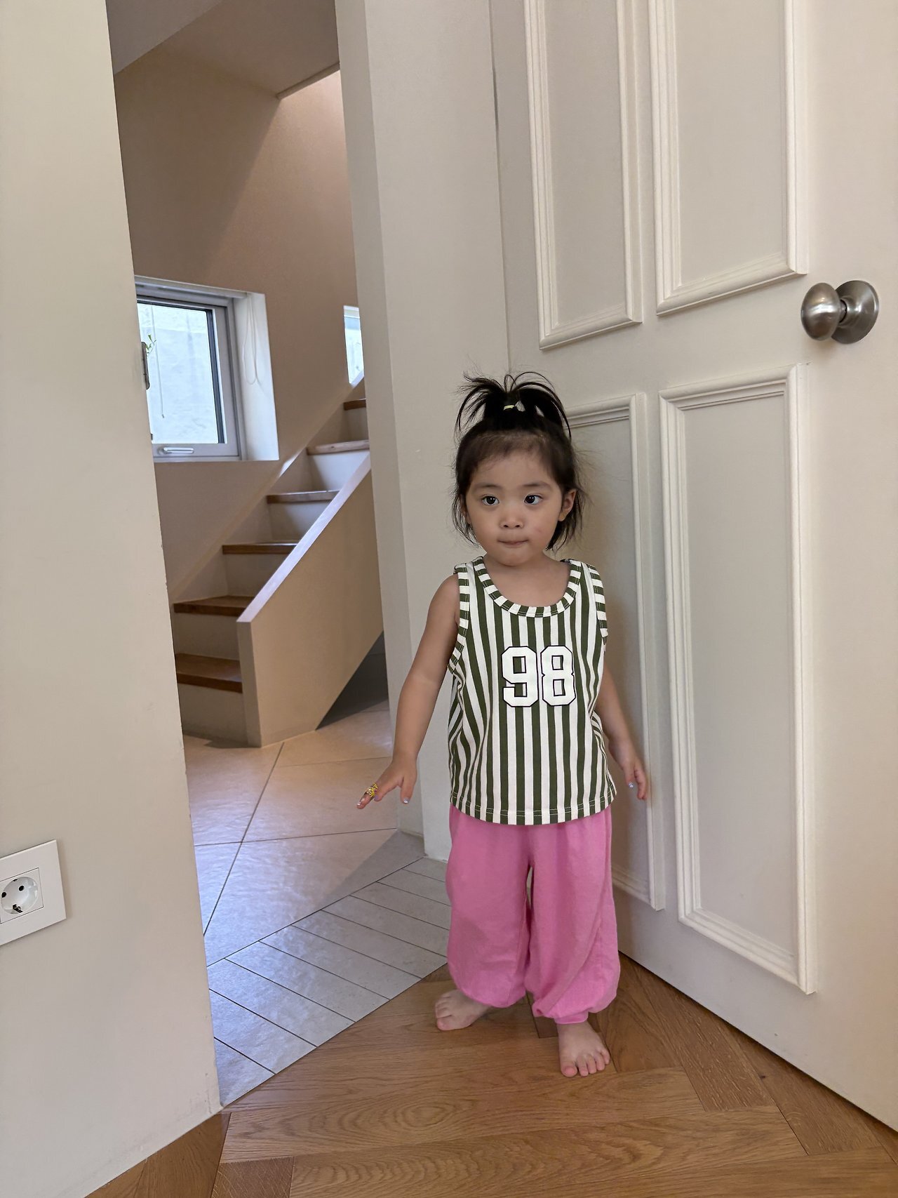 _JCibq5.4U4L7VjdtN9_2