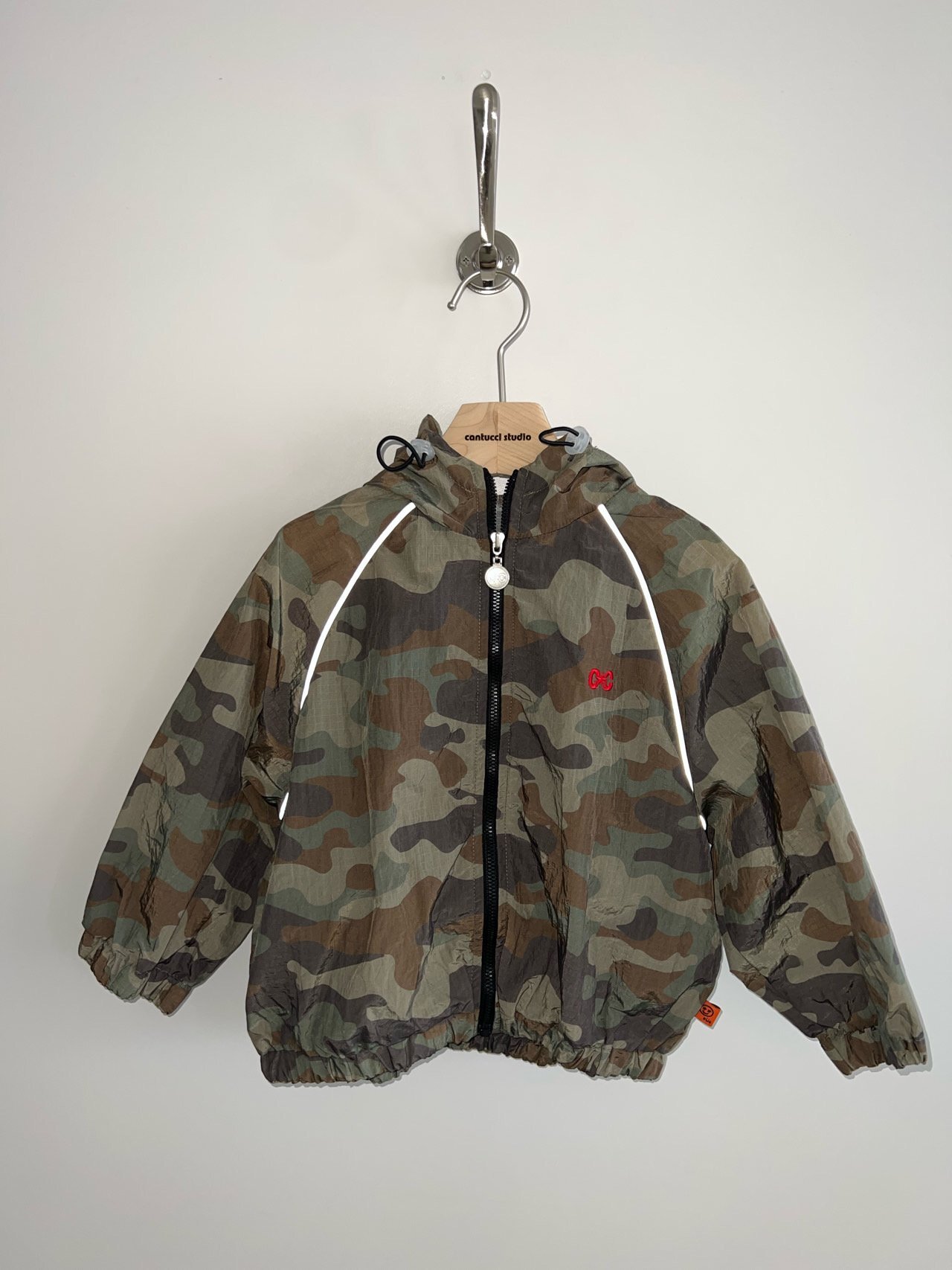 _7SwI3.EArFTky5tOA_20