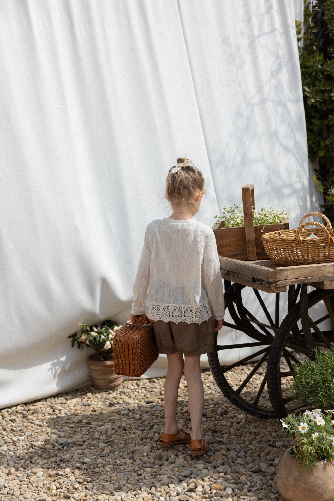 _eQtjG5.33diJoB6RN9_9