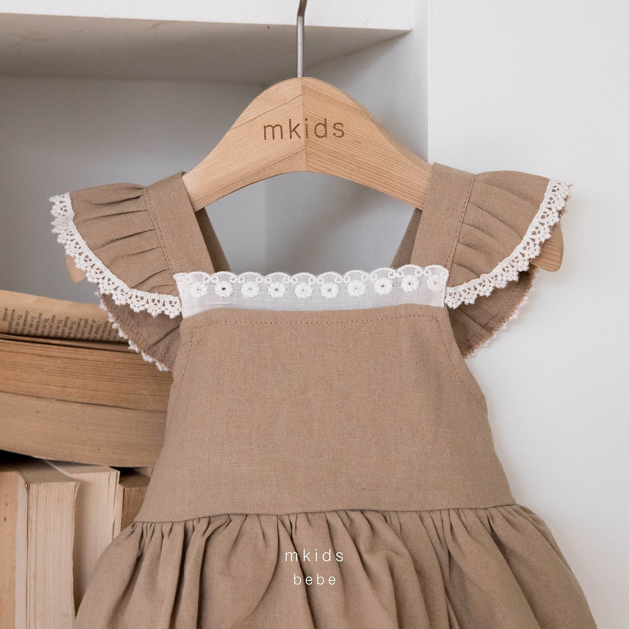 _f3j9o8.AI05WRE1wn0_8