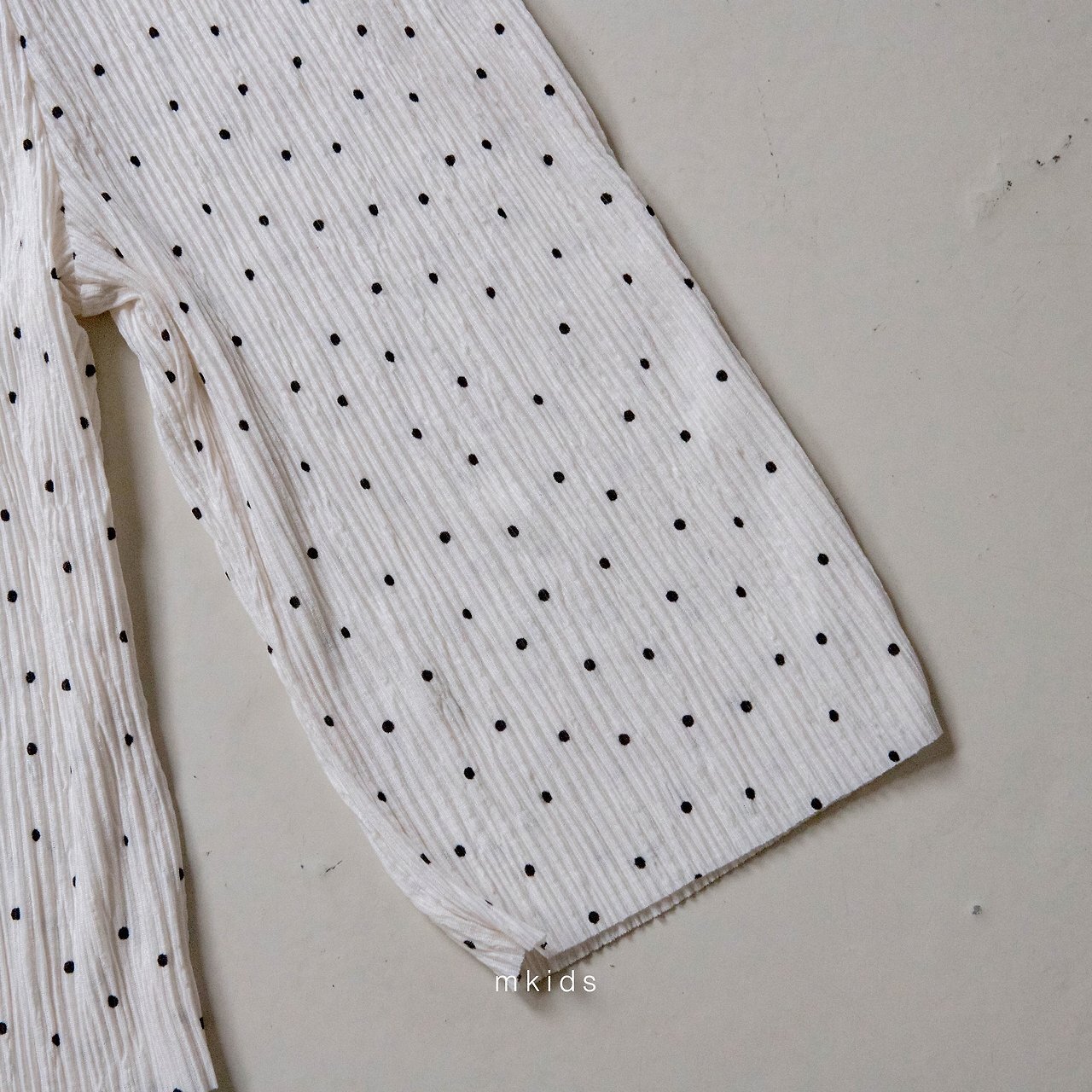 _f3j9o8.E16rj4EUYOA_4