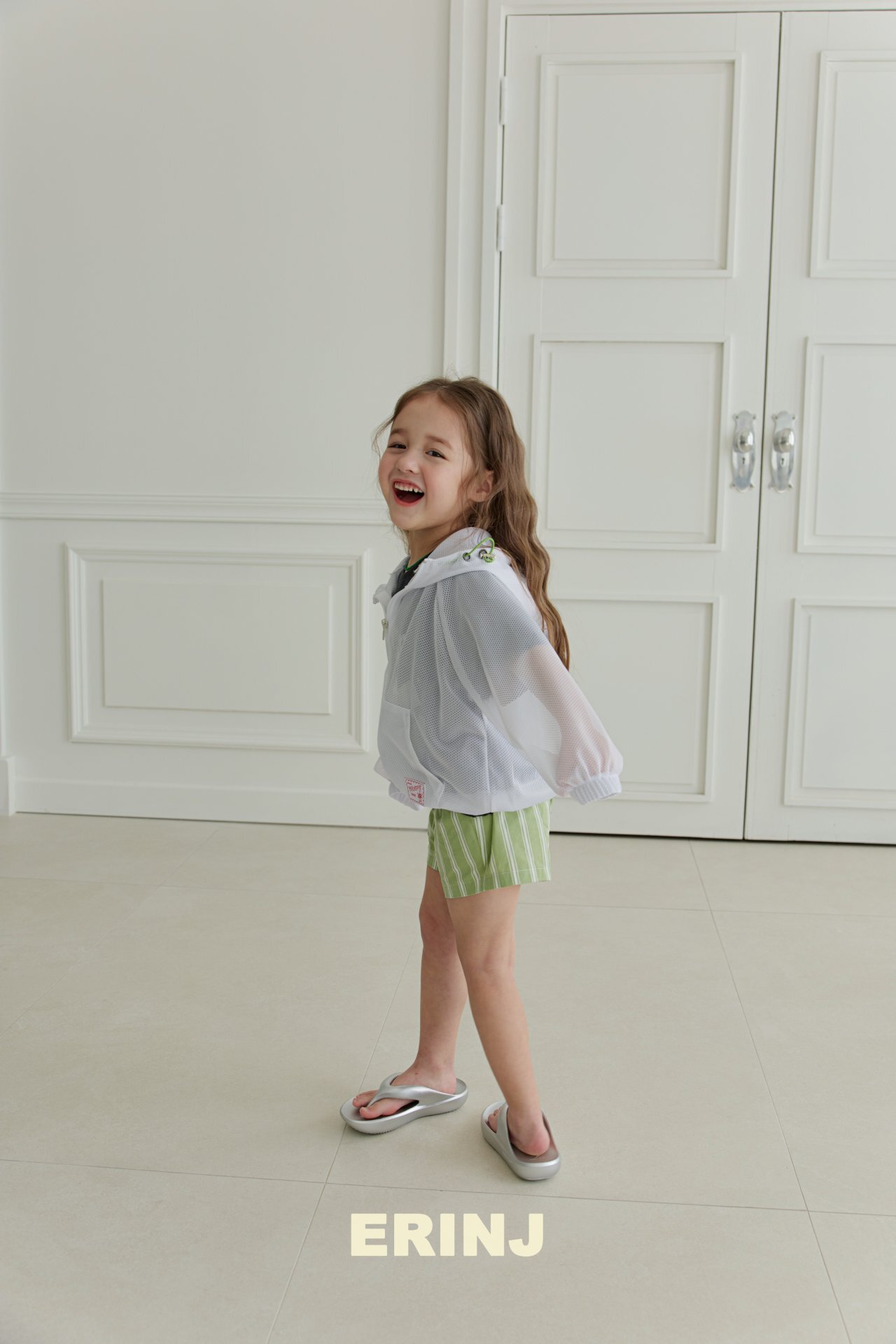 _830rz.gXXLfm88pOA_4