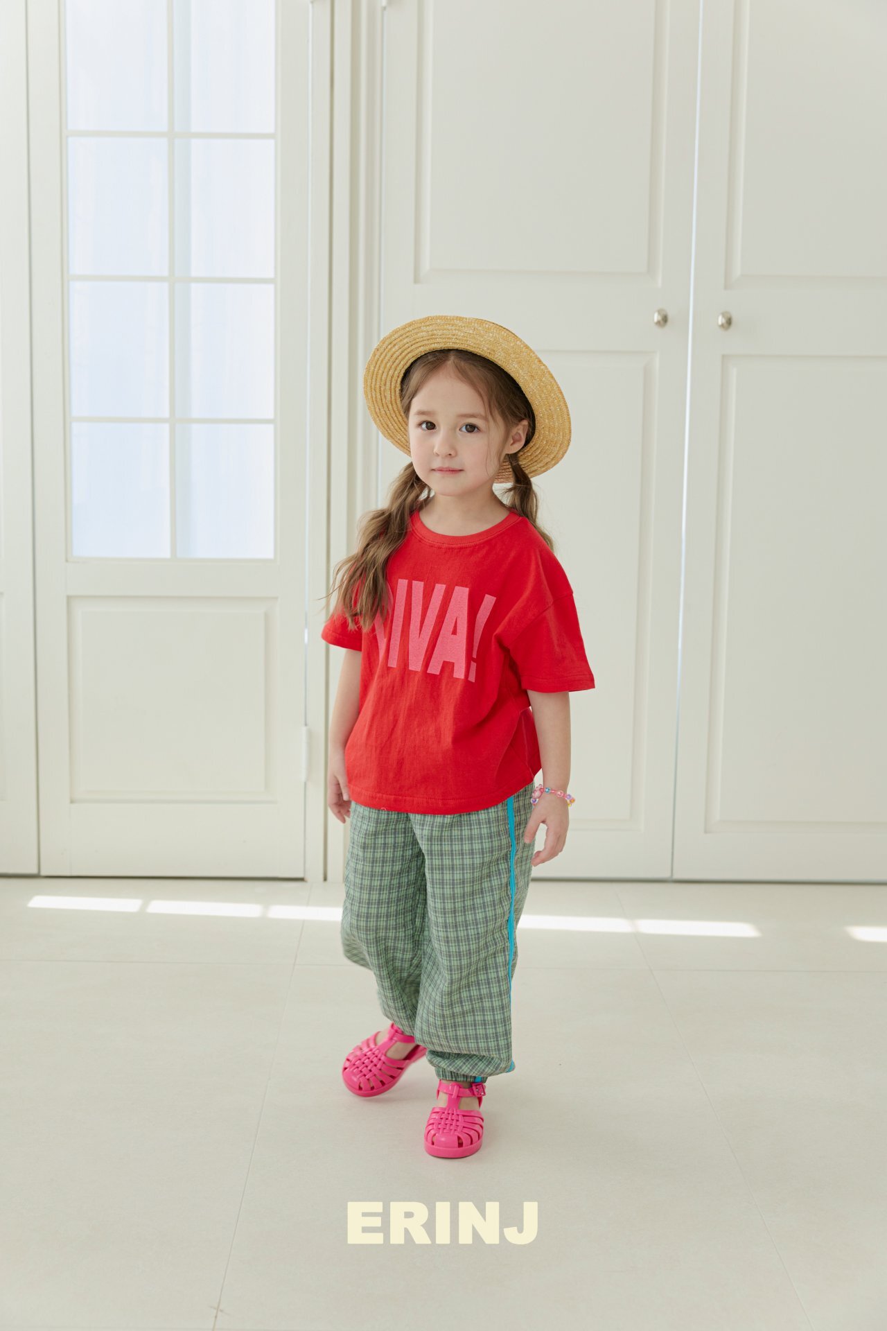 _830rz.e3wiF2Y7pOA_6