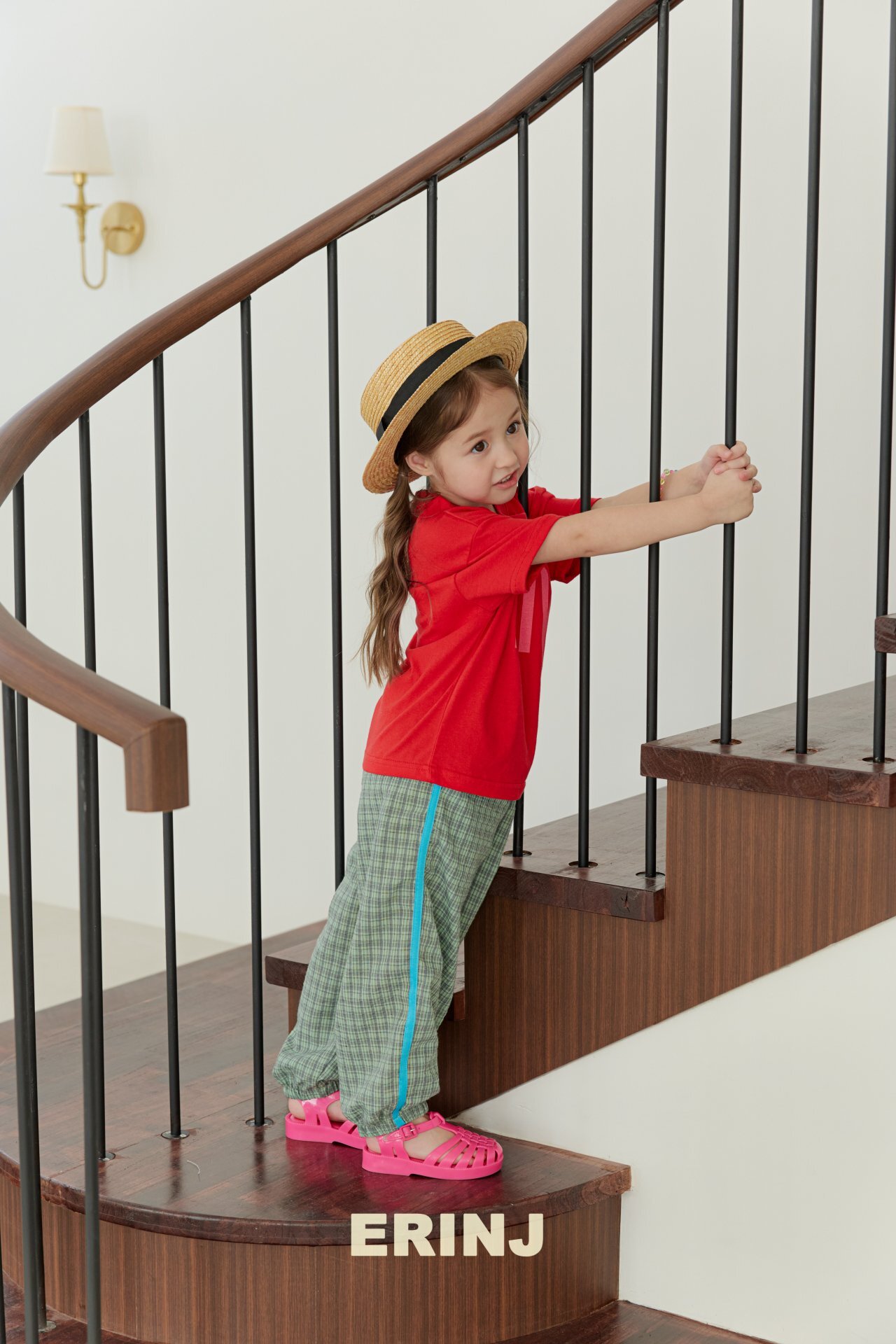 _830rz.e3wiF2Y7pOA_10