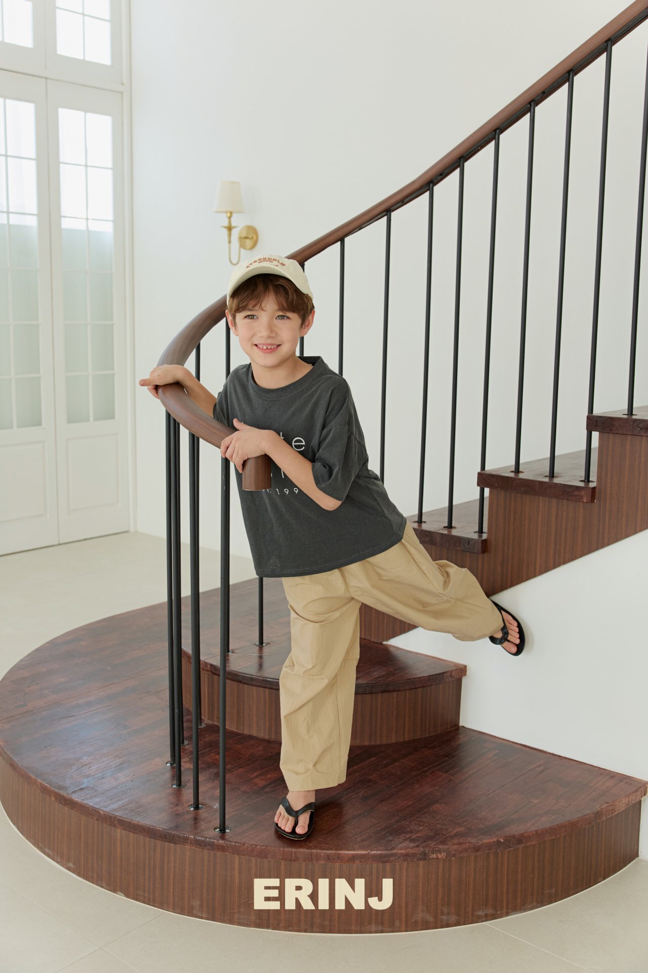 _830rz.bPPJK8e5Pn0_1