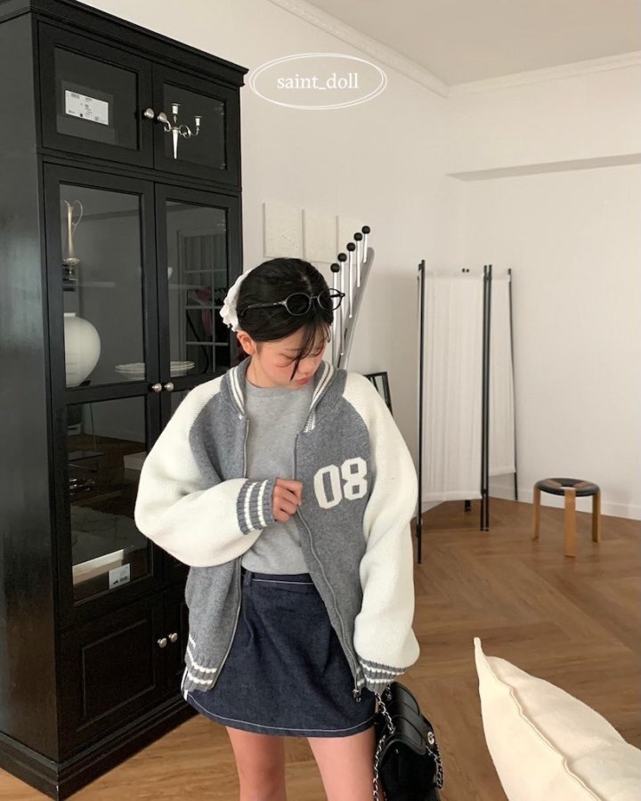 22