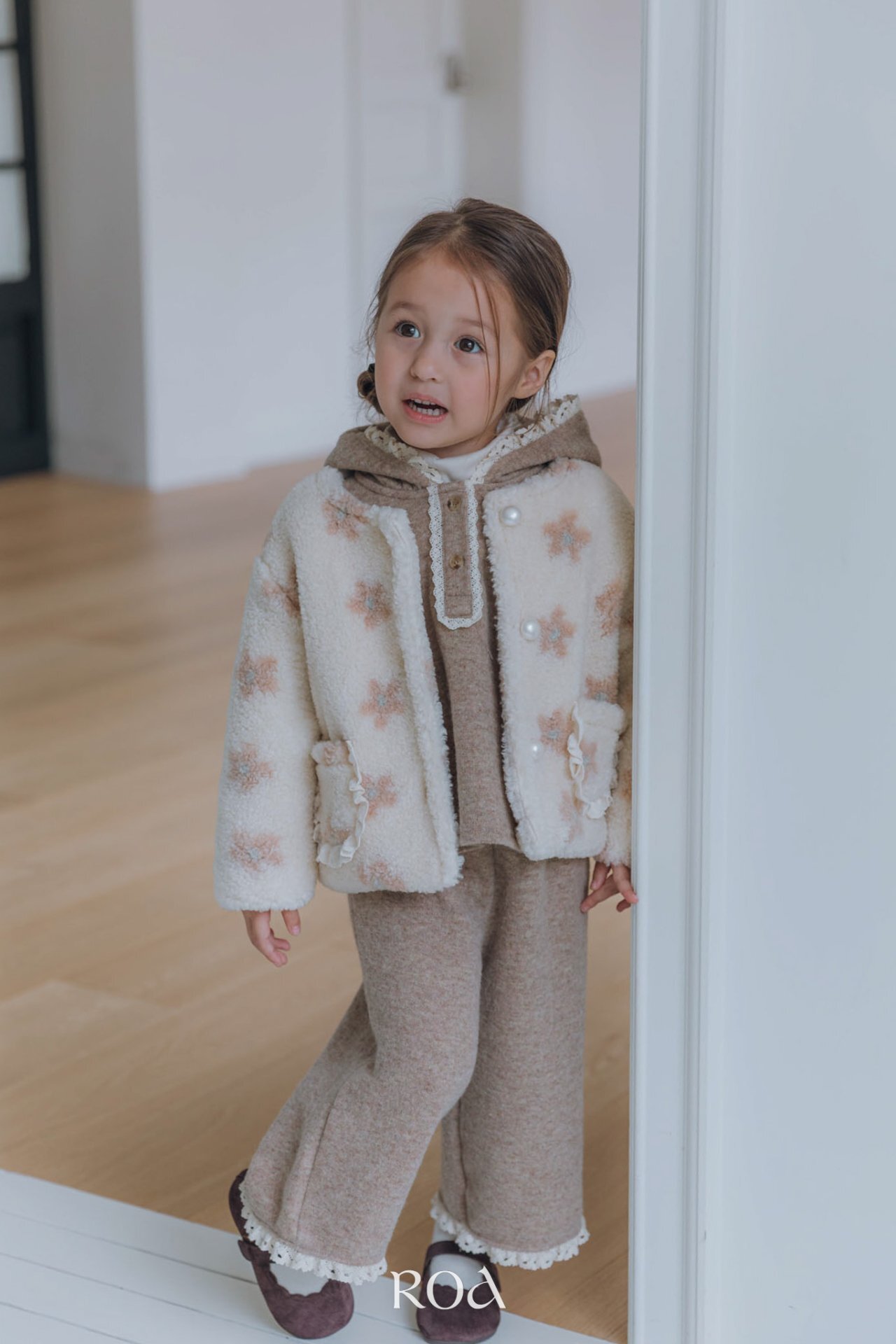 _IMlpY0.71P2nYXzML9_10