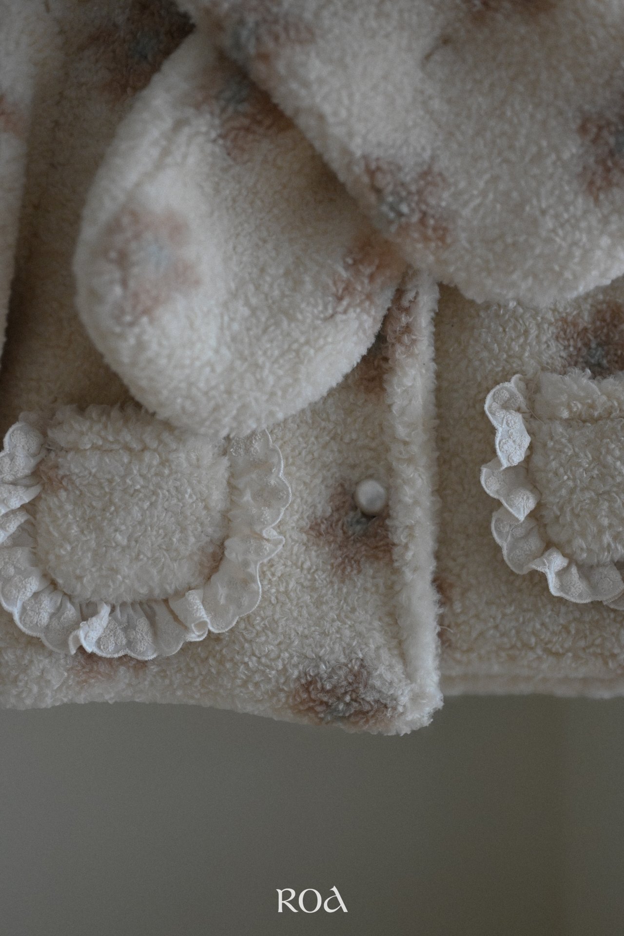 _IMlpY0.71P2nYXzML9_17