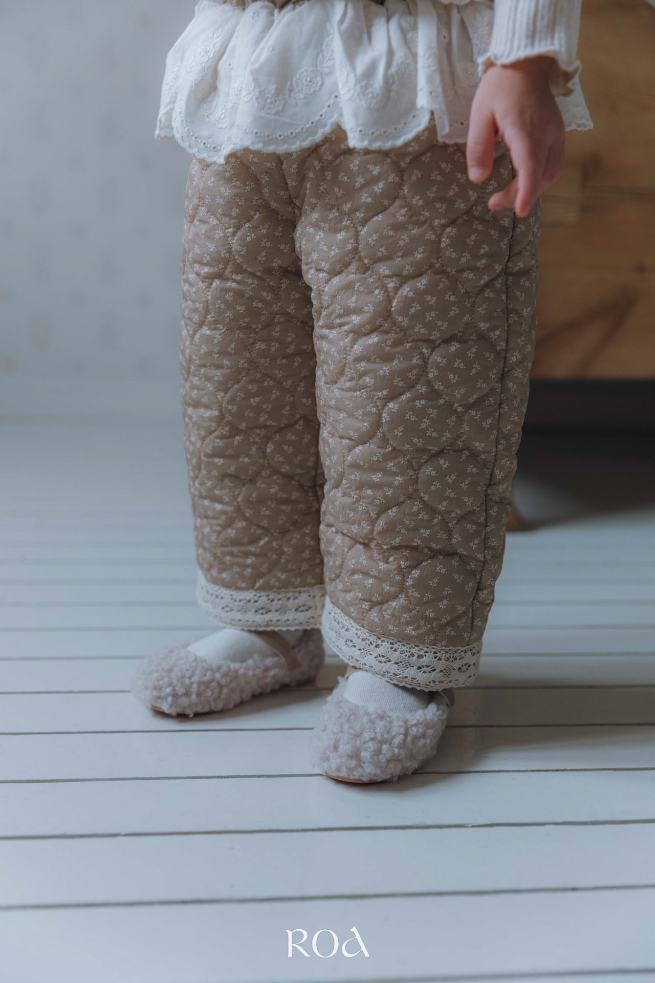 _IMlpY0.8PNx08E2mL9_10