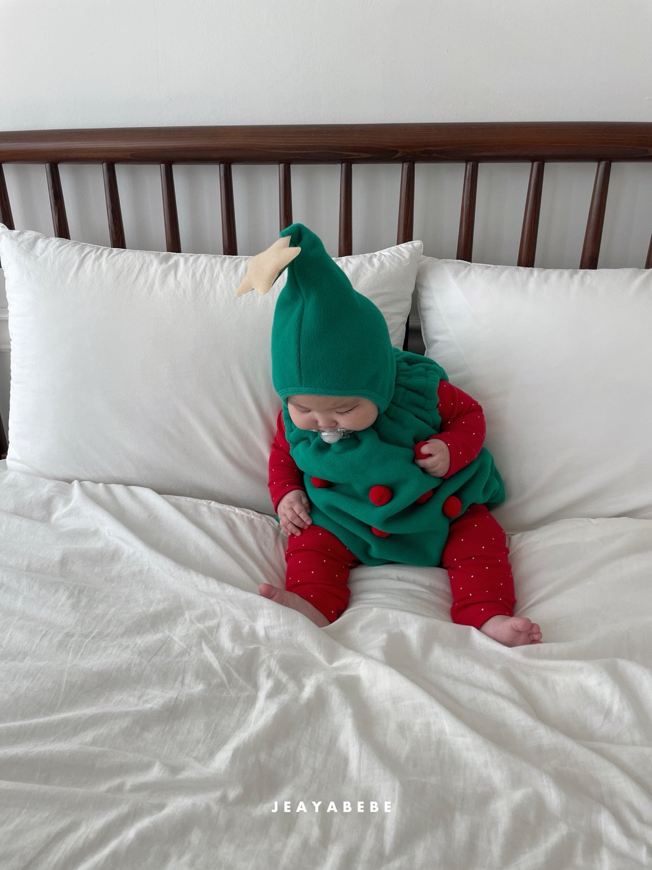 _kYzKI.39L0ZoFSNL9_2