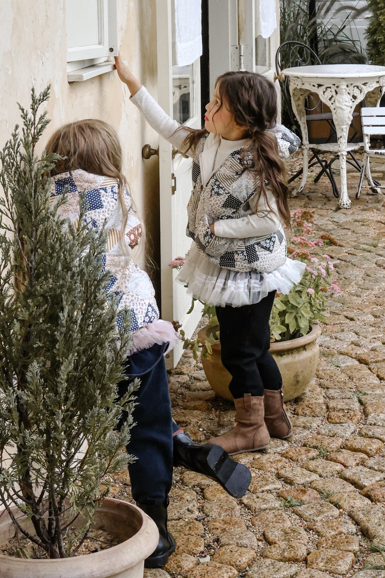 _HDEVb7.cXY2BvnEml0_4