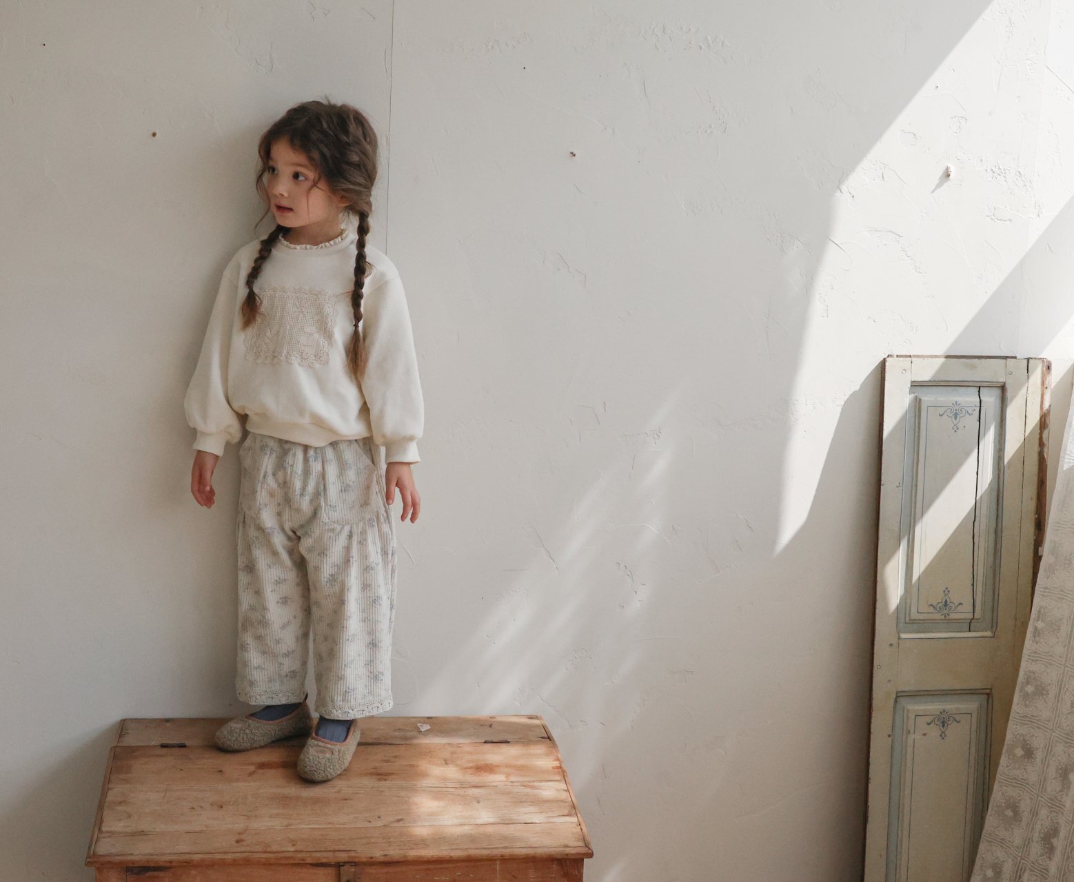 _HDEVb7.7EfjETAEML9_1