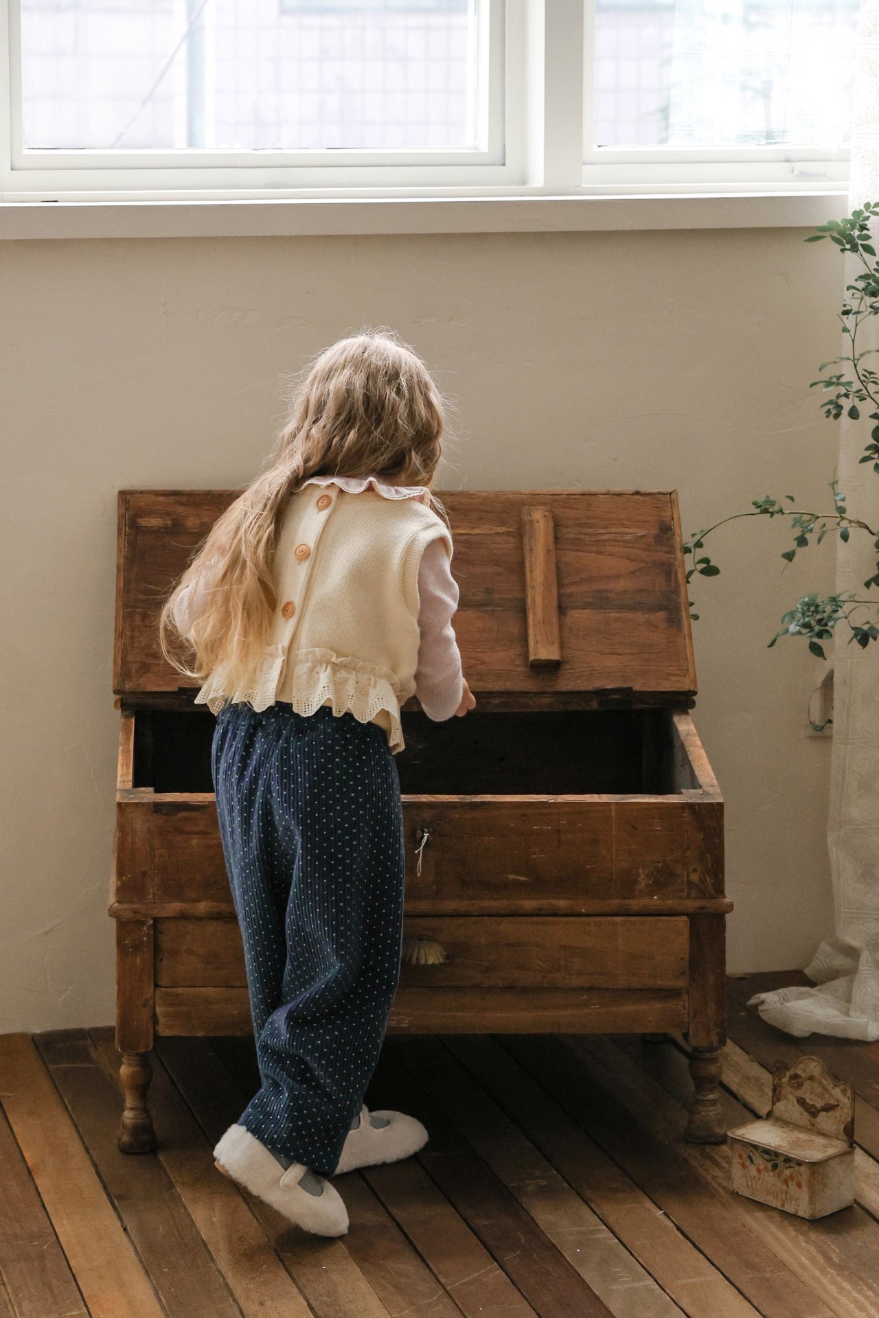 _HDEVb7.7IeZiqVdML9_4