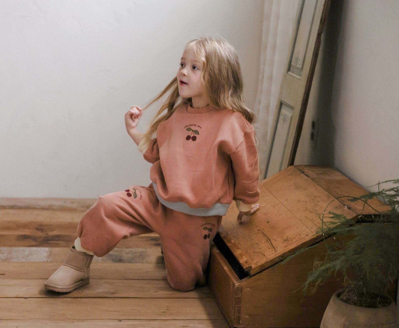 _HDEVb7.fAbXXnQGNMA_8