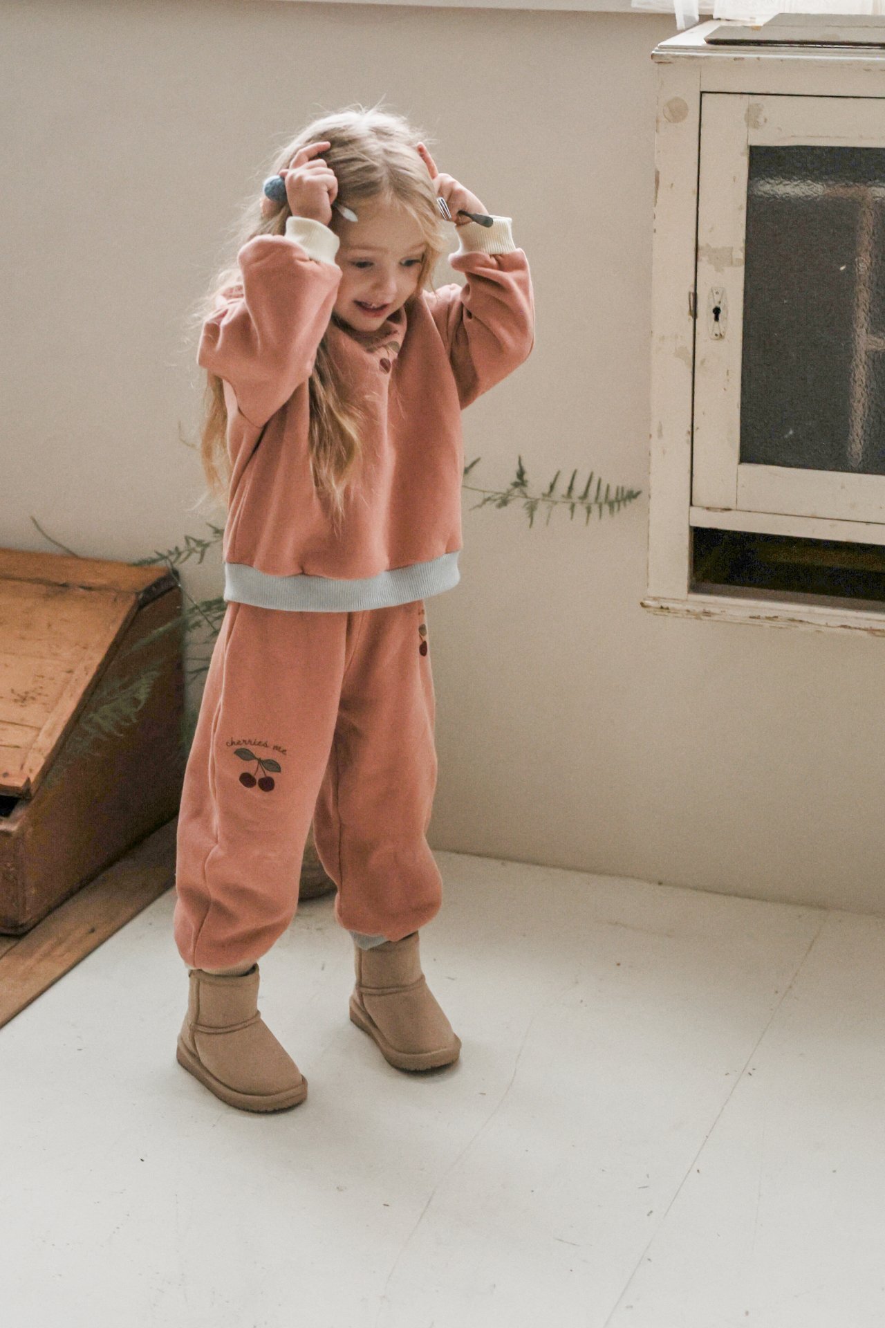 _HDEVb7.fAbXXnQGNMA_4