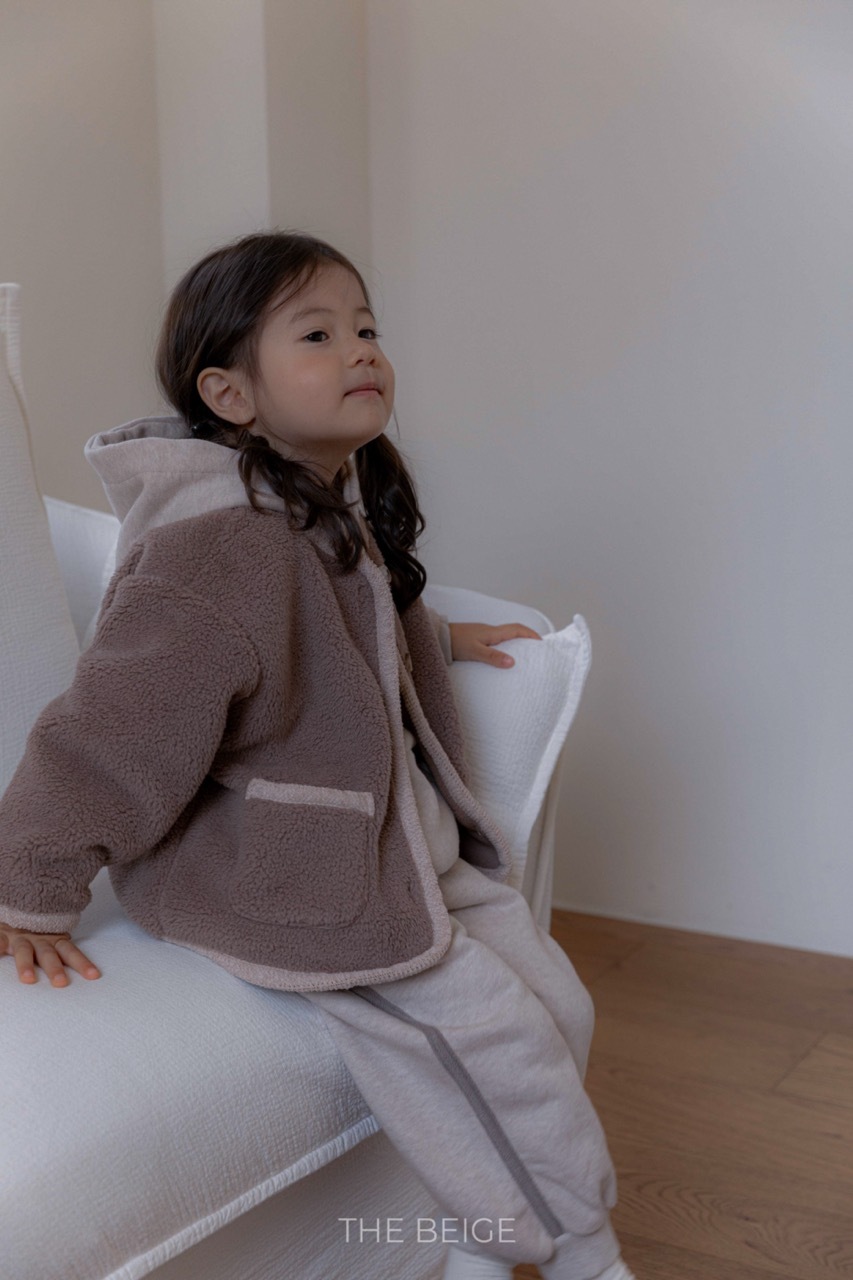 大250926더베이지-1345