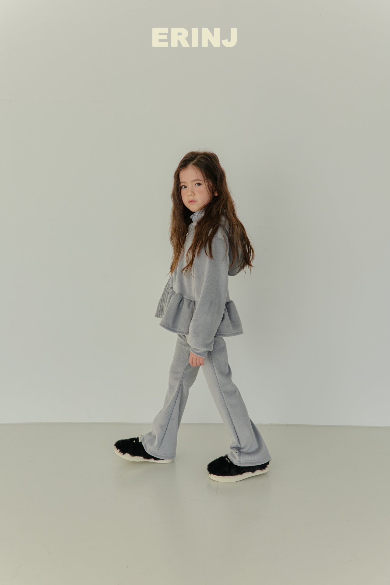 _830rz.EW4Uyk5kxMA_1