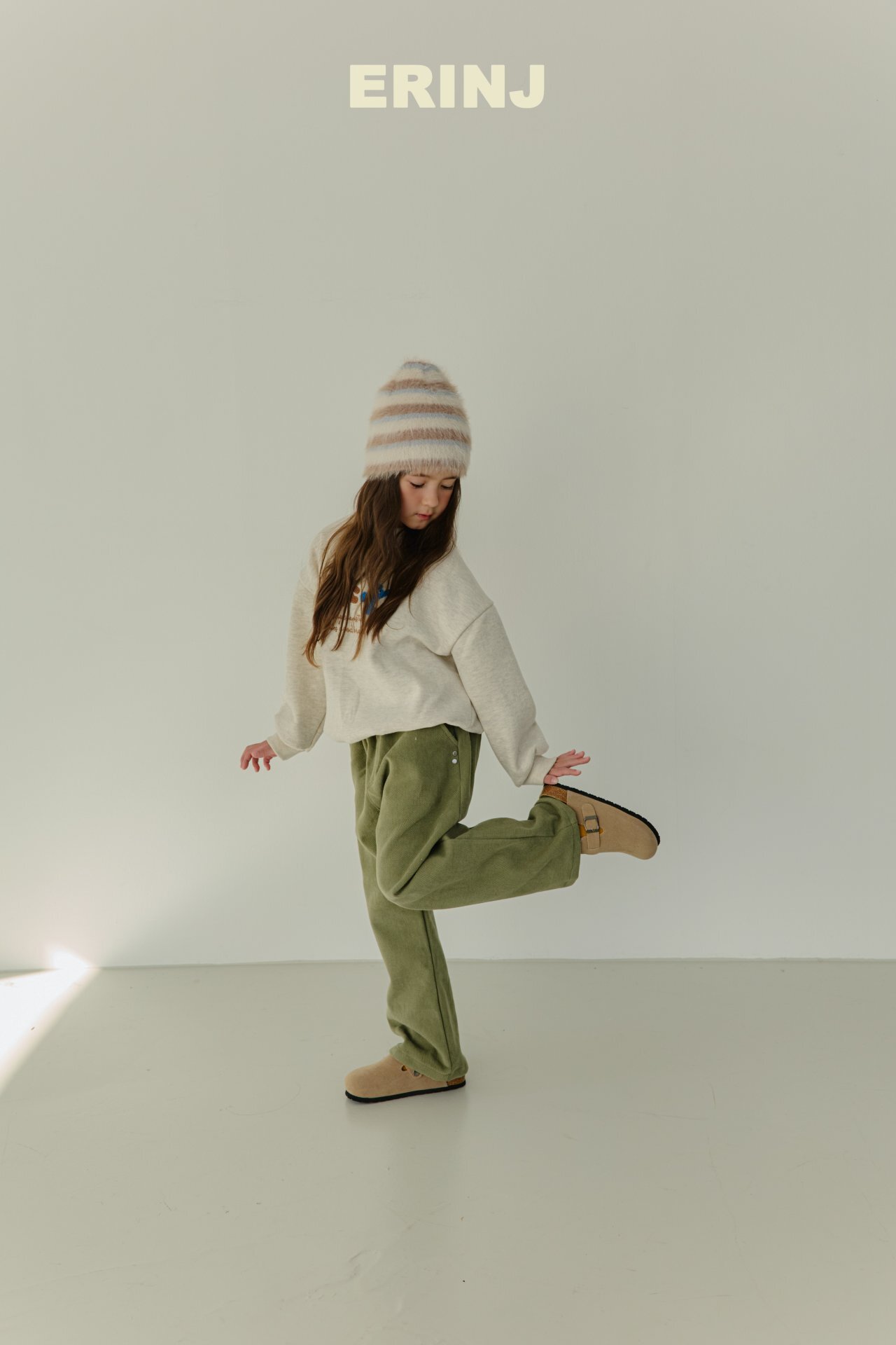 _830rz.CJR8i9HLXl0_8