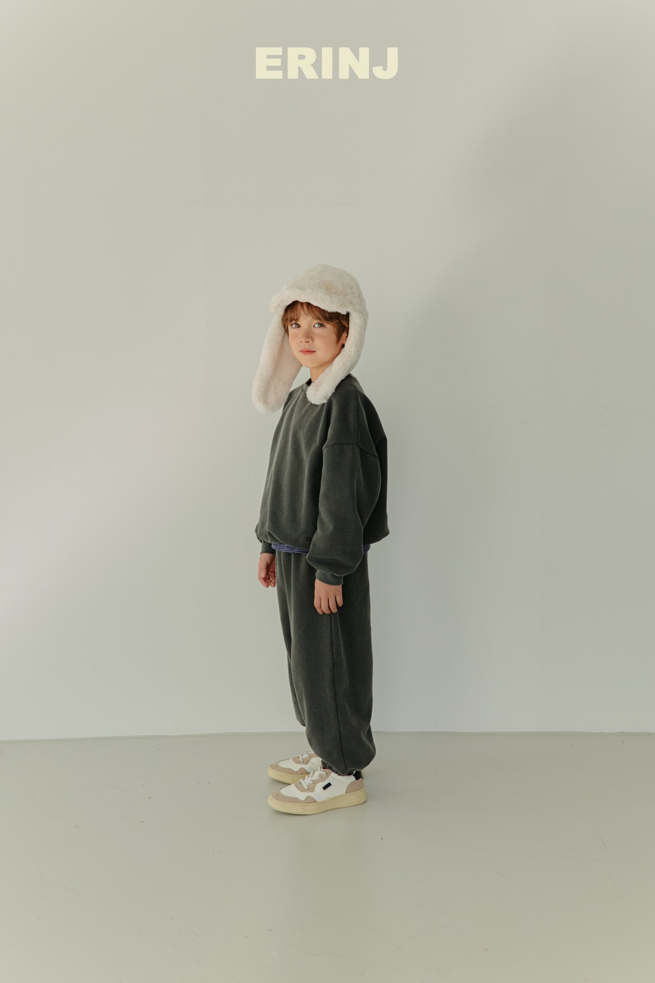 _830rz.5HVmSUJkwL9_5