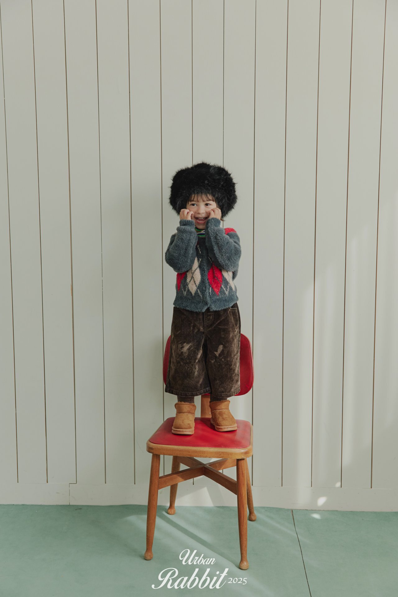 _0Kila8.5SbPtvxJVL9_9