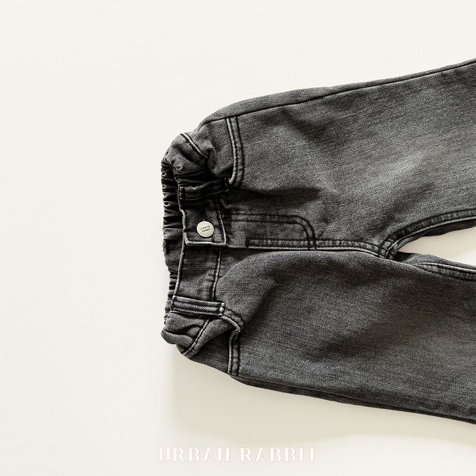 _0Kila8.dJ9lPf4kWMA_9