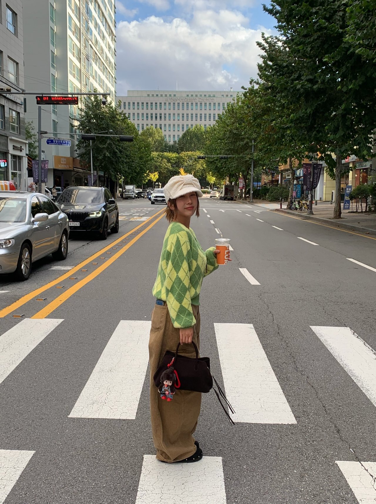 _0Kila8.KQ04mrYlwma_9