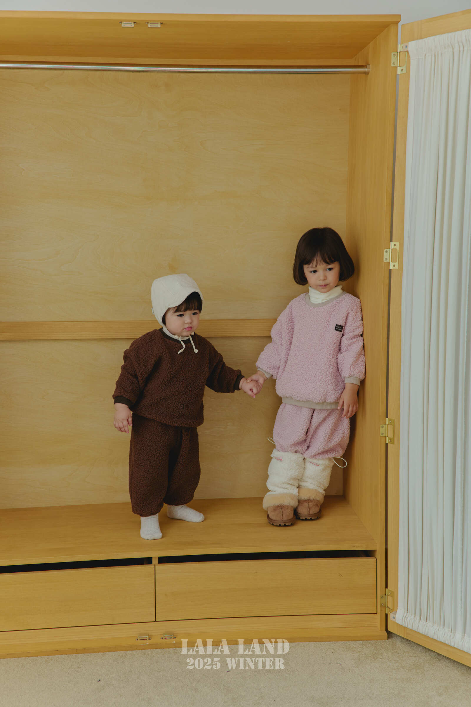 1027 라라랜드47649