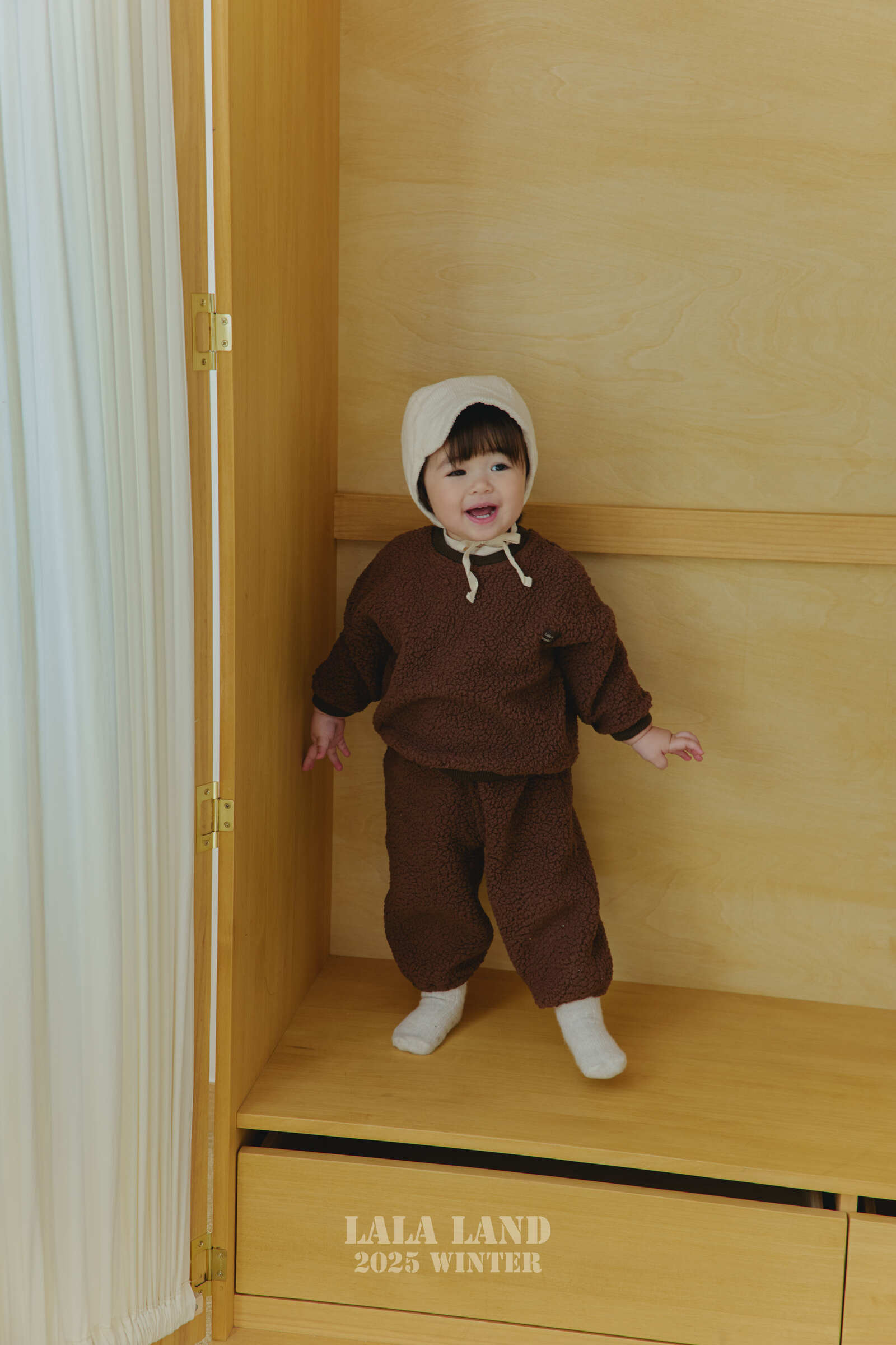 1027 라라랜드47596