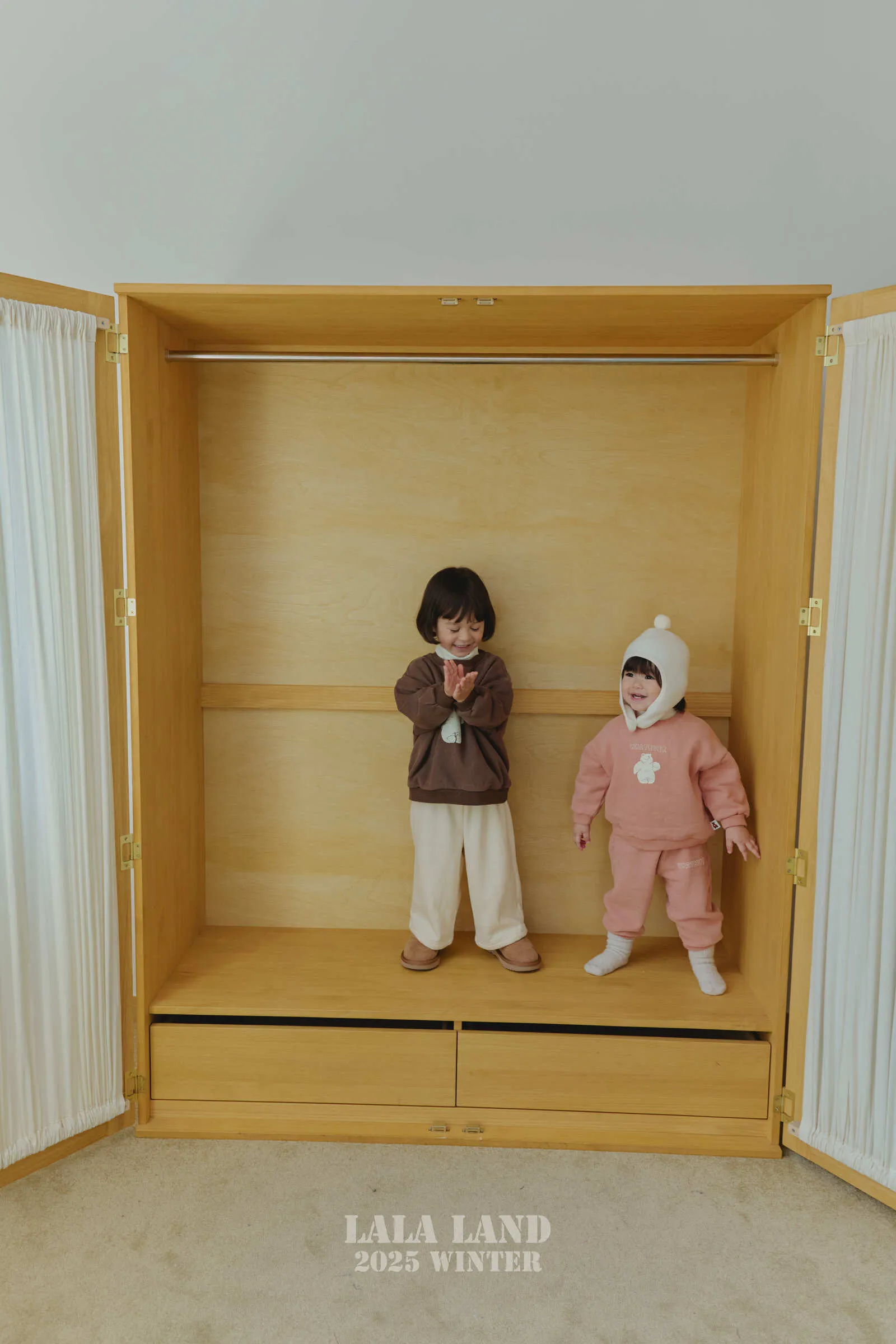 1027 라라랜드48000