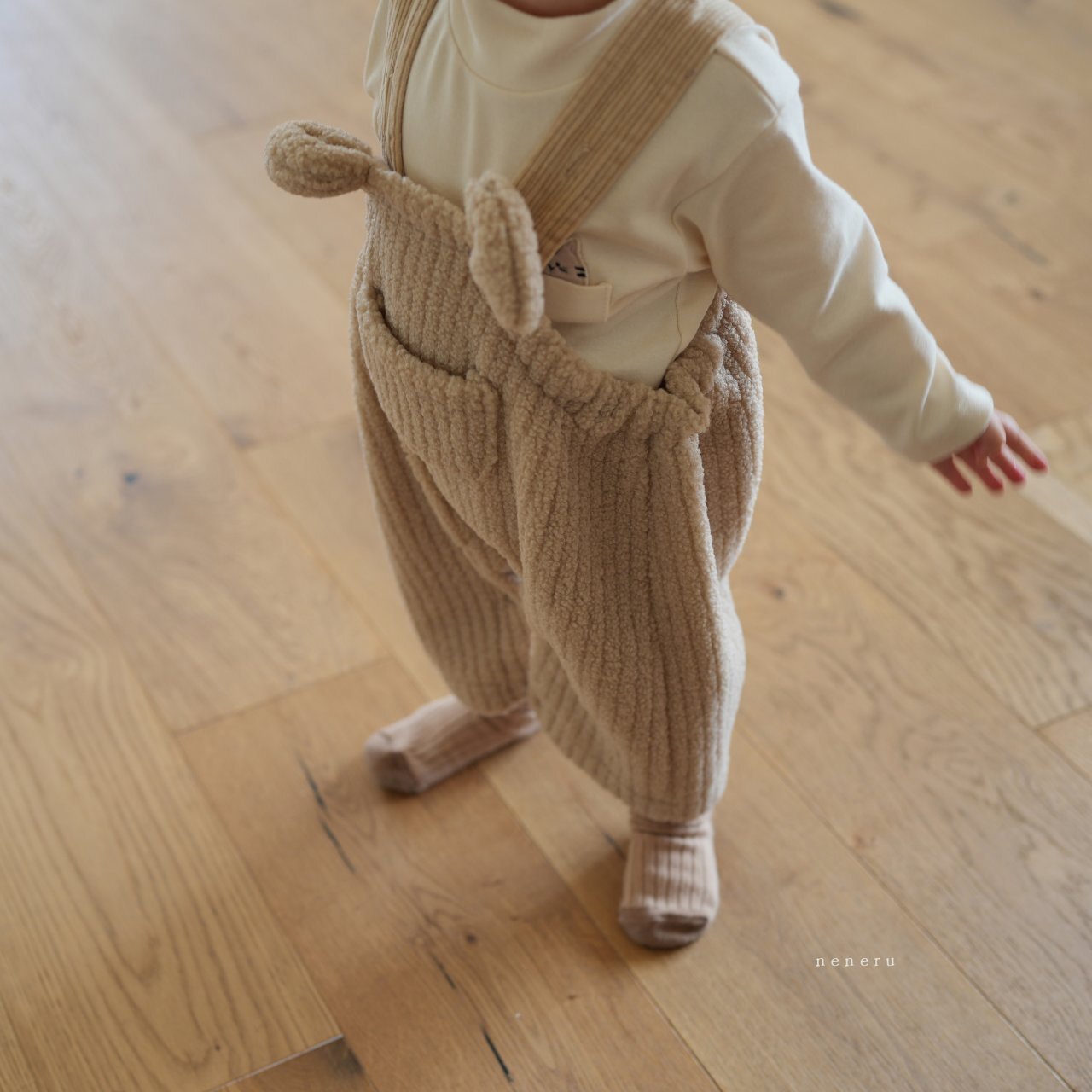 _iZKOW0.8TOSXhJBxL9_4