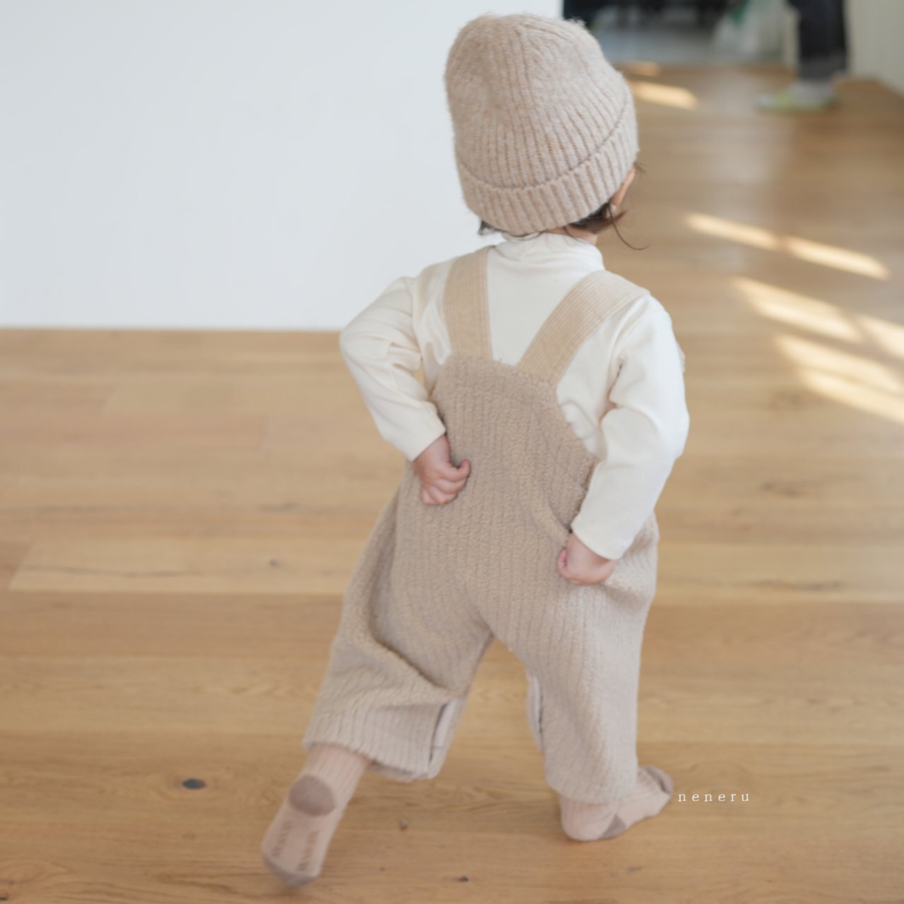 _iZKOW0.8TOSXhJBxL9_8