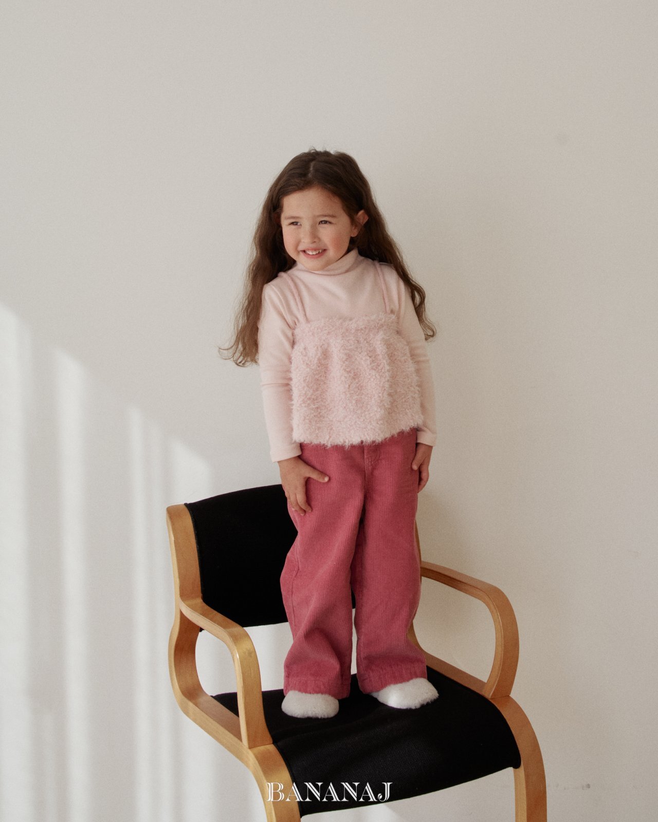 _fHHgN8.kTX0oRIOCNa_2