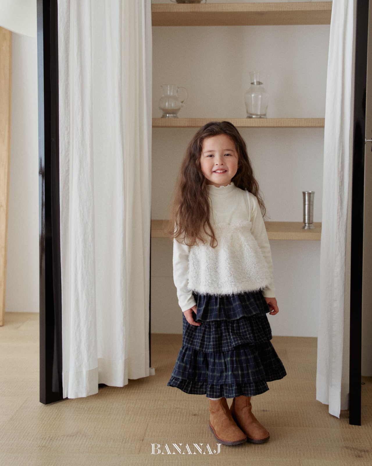 _fHHgN8.kTX0oRIOCNa_7