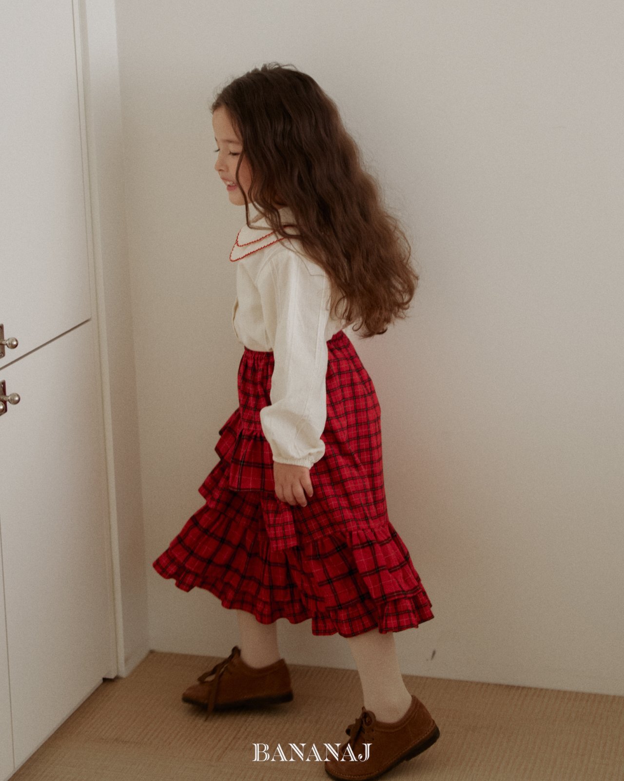 _fHHgN8.0I84ASPqBM0_7