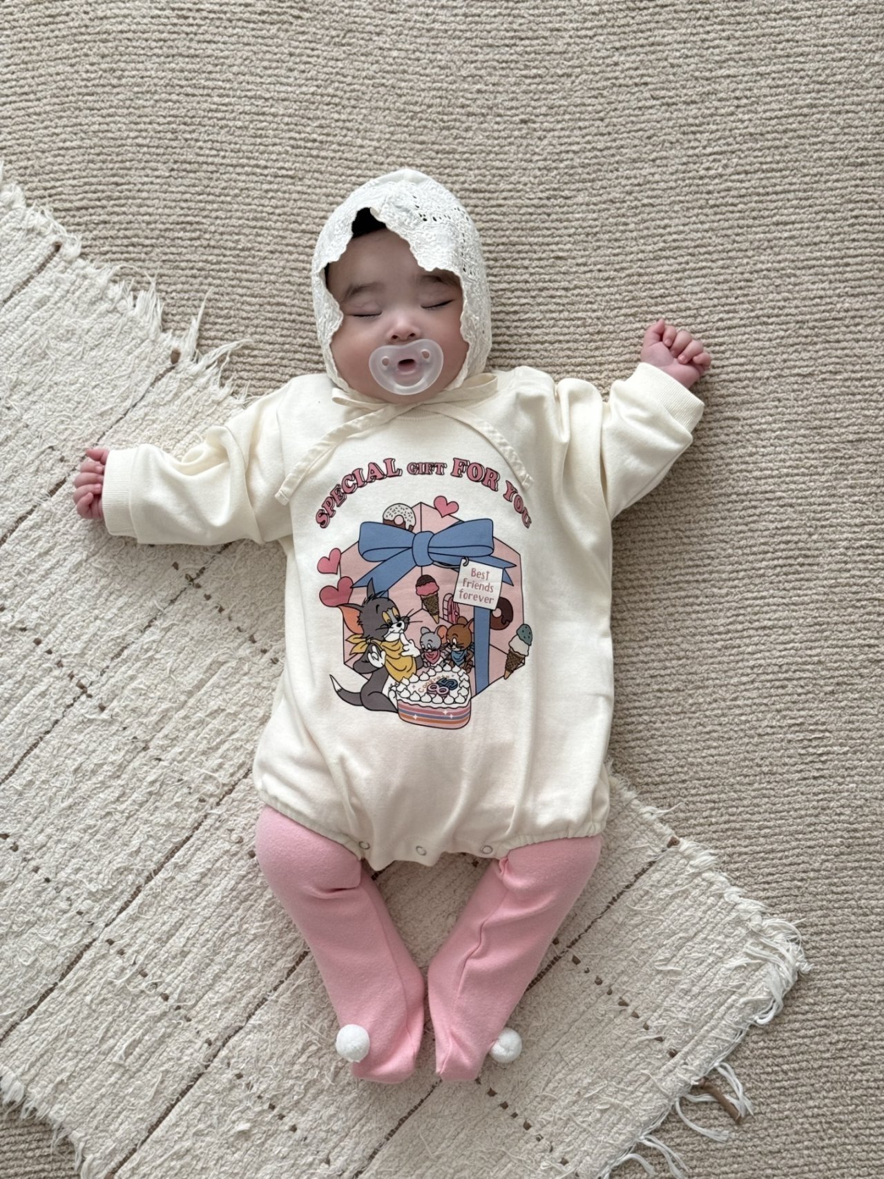 _BB3pg.5YkKdXJVmK9_8