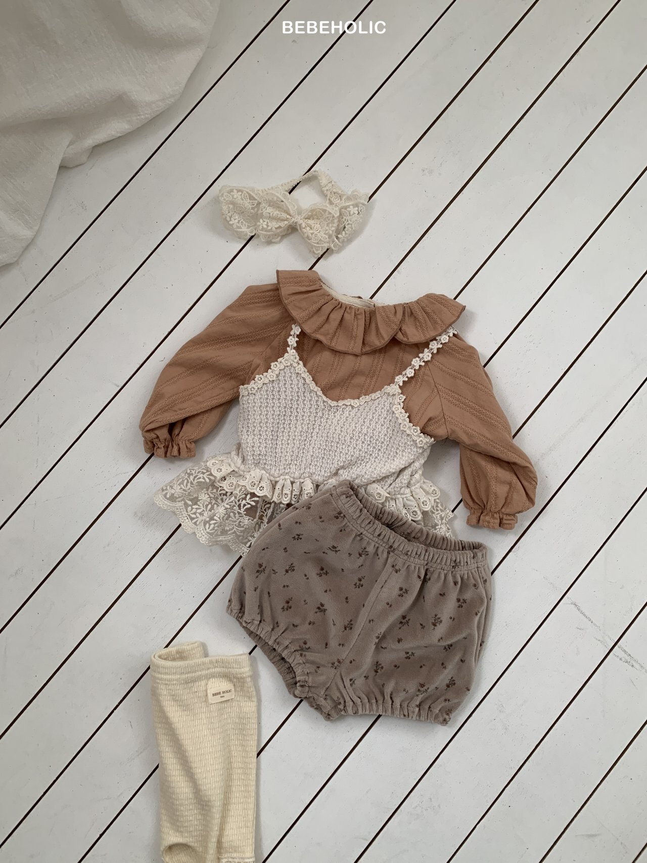 _CDQ8Z7.IKxBV1Vluna_12