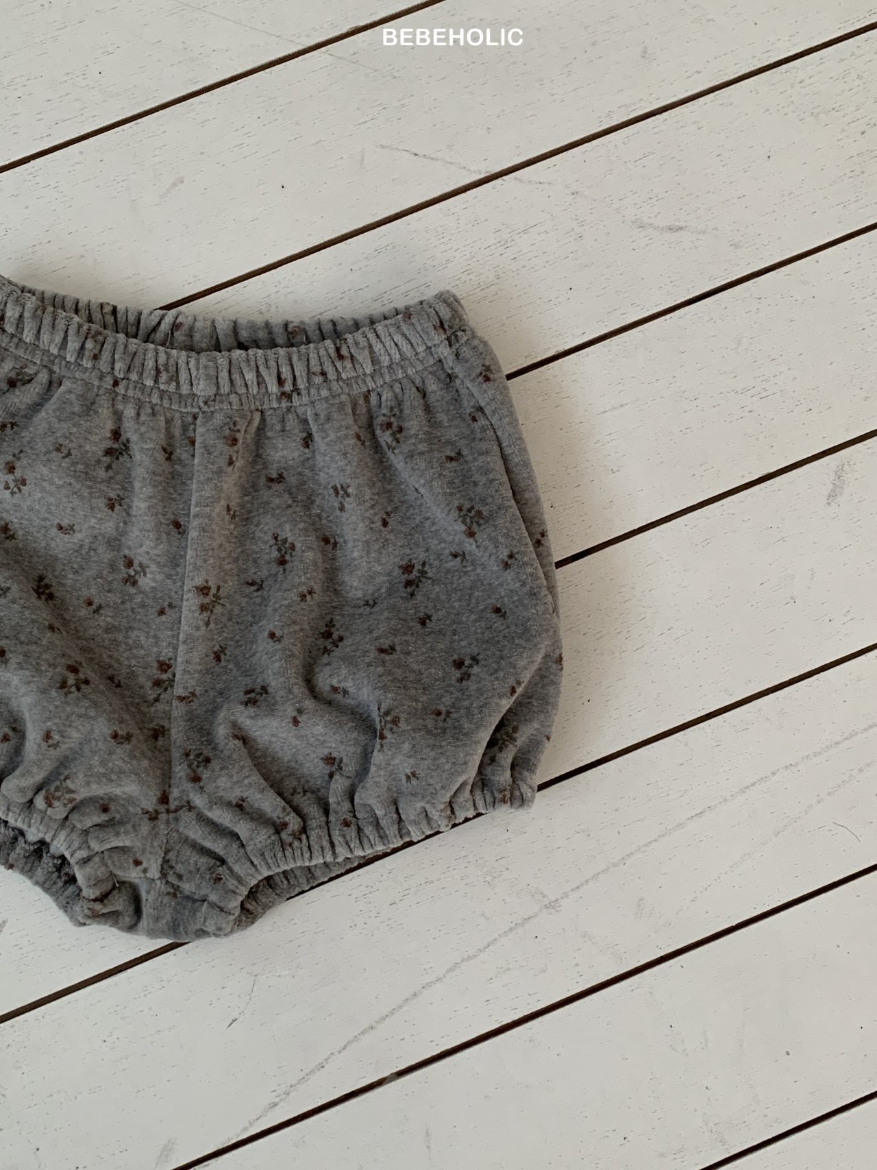 _CDQ8Z7.IKxBV1Vluna_18