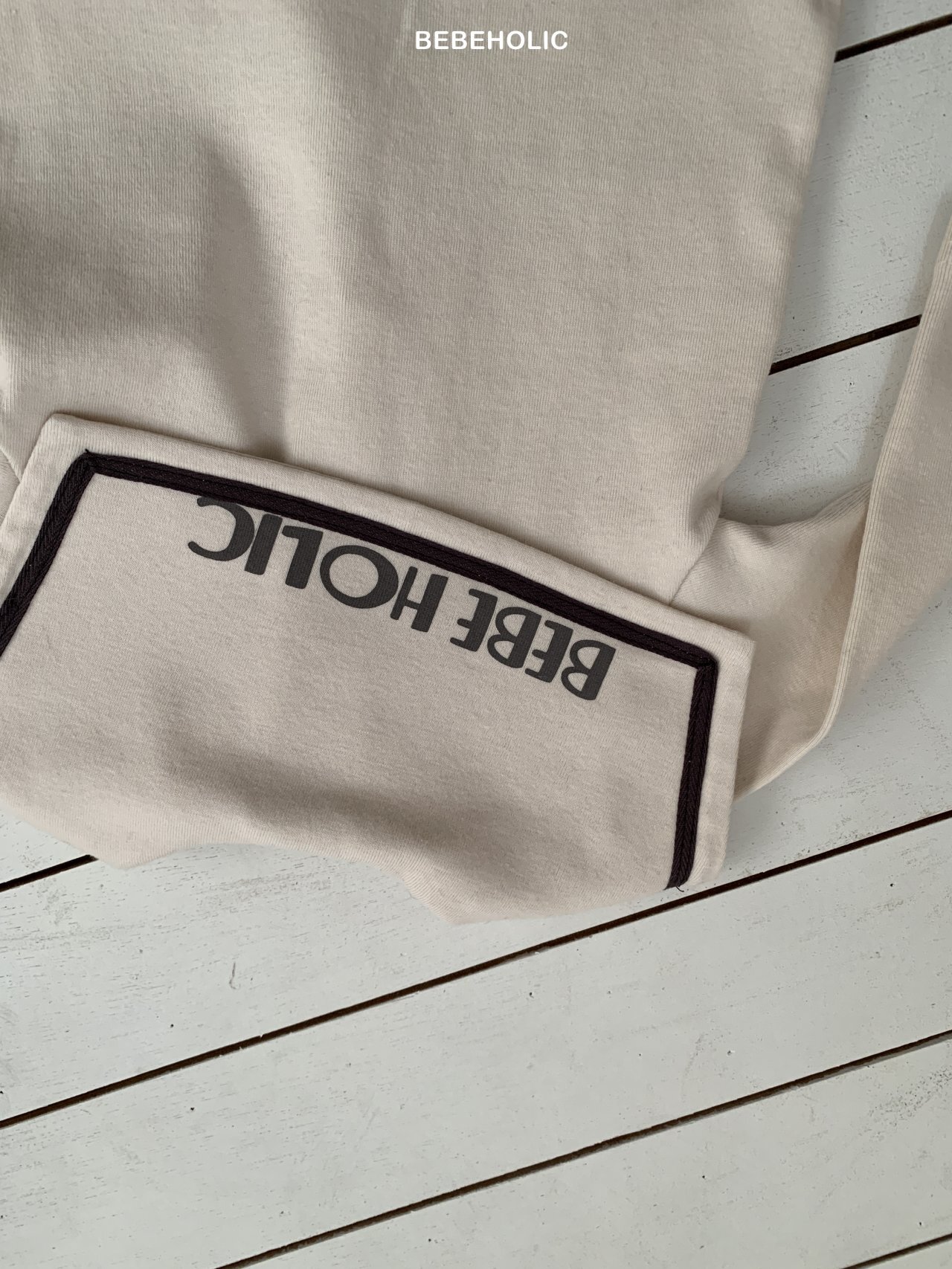 _CDQ8Z7.dDCeQeEnUNA_18