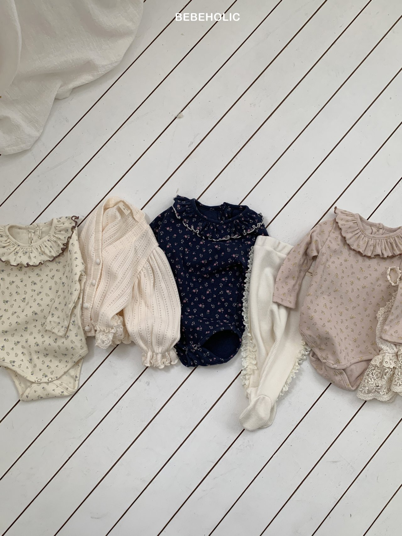 _CDQ8Z7.AYgy9EcOtm0_4