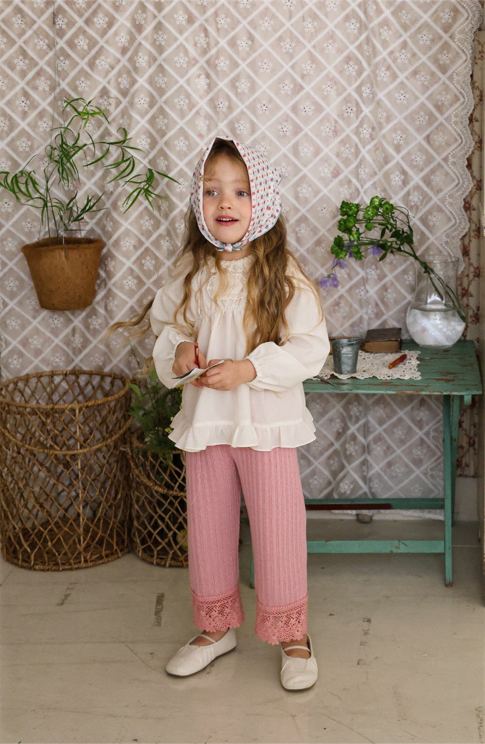 _HDEVb7.4VAnj0HlrM9_9